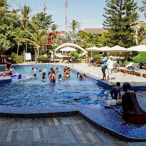 Iris Hotel